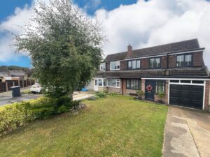 Cradley Drive, Aston, Sheffield, Rotherham, S26 2FF